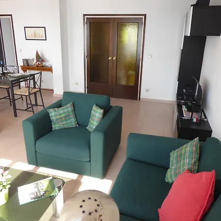 La Rosa Apartment *